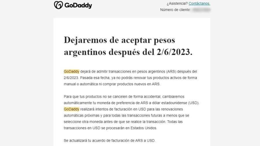 El mail que están recibiendo los clientes de GoDaddy en la Argentina.