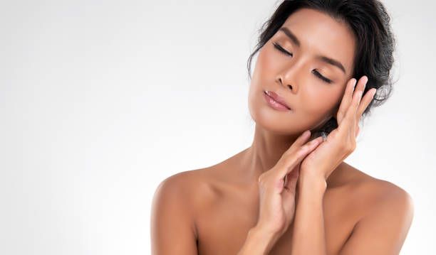 Vitaminas A, B, C y E, por qué son esenciales en tu skin care
