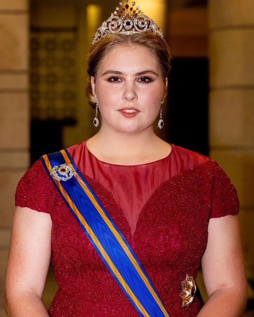  Amalia de Holanda y Elisabeth de Bélgica debutaron como futuras reinas en Jordania