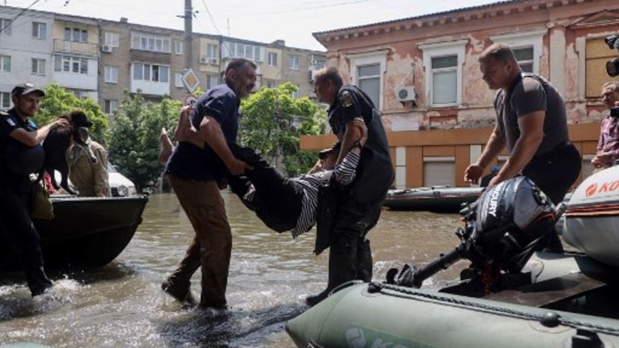 Destruyen una represa en Ucrania 20230607