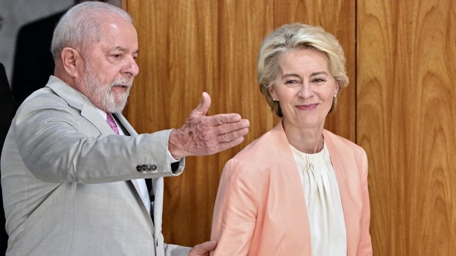 Alberto Fernández y la presidenta de la Comisión Europea, Ursula Von der Leyen