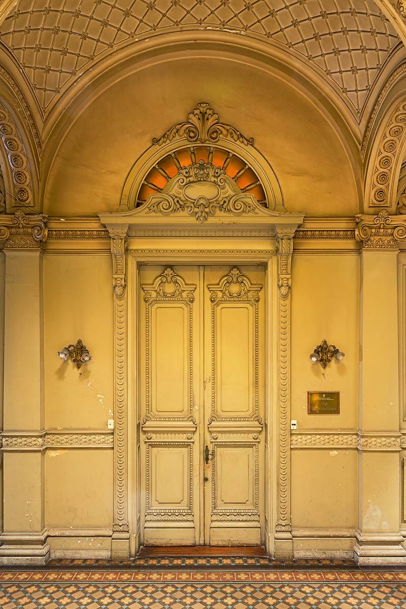 Puerta del despacho de Borges
