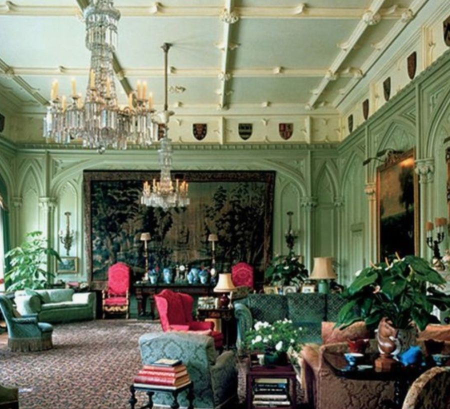 Royal Lodge interior