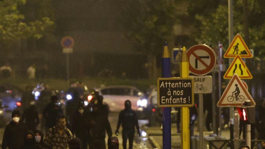 Tensión en Francia: la policía asesinó a un adolescente 20230628