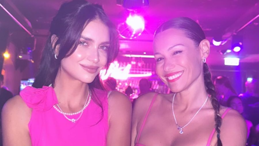 Pampita y Zaira Nara