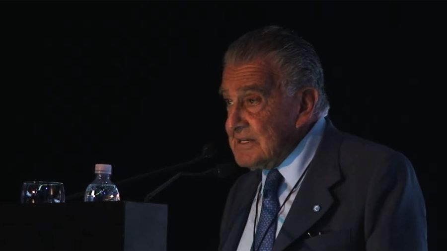 Eduardo Eurnekián en la Cámara Argentina de Comercio y Servicios