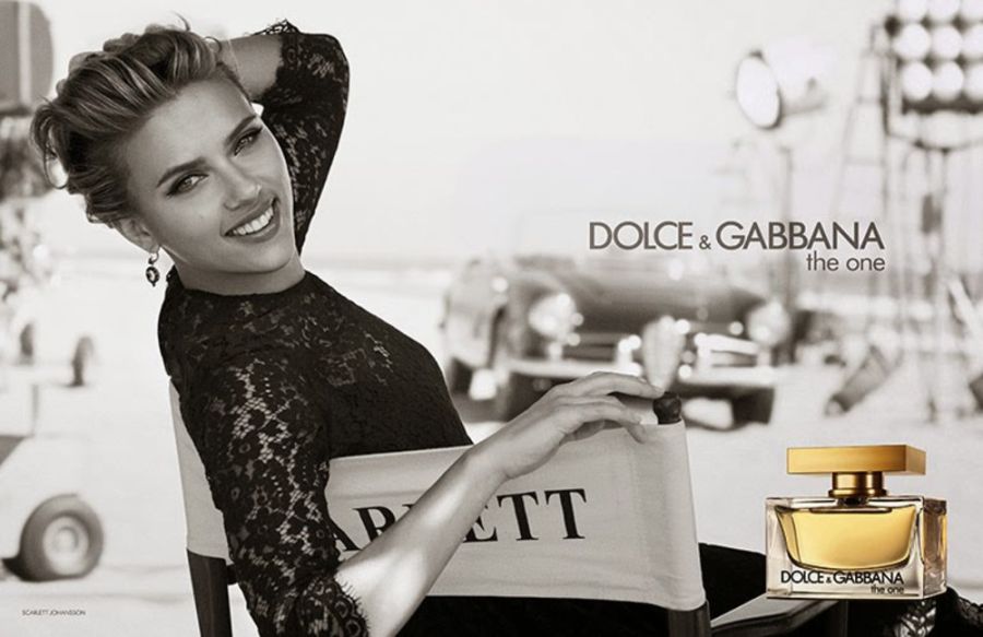 Así huele el perfume favorito de Scarlett Johansson, “The One” de Dolce & Gabanna