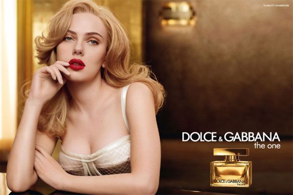 Así huele el perfume favorito de Scarlett Johansson, “The One” de Dolce & Gabanna