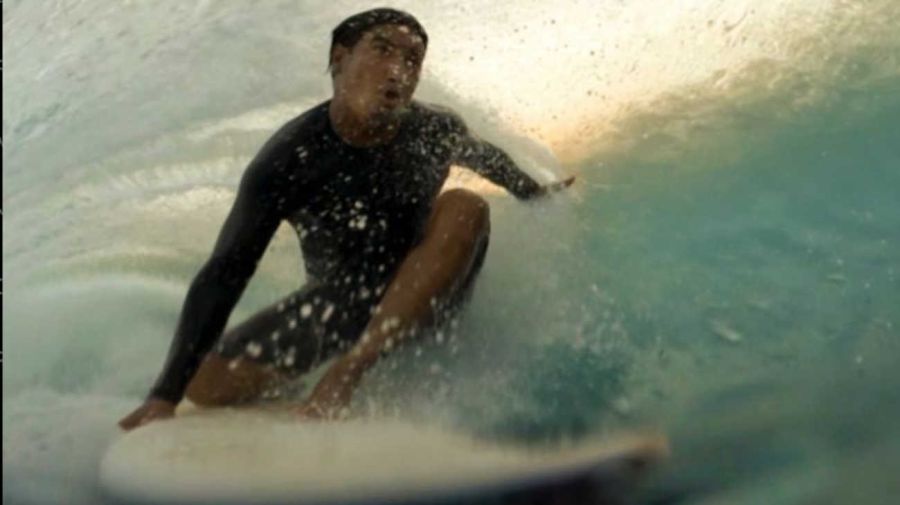 Mikala Jones, the surfer who died after a wave knocked him off the board 20230710