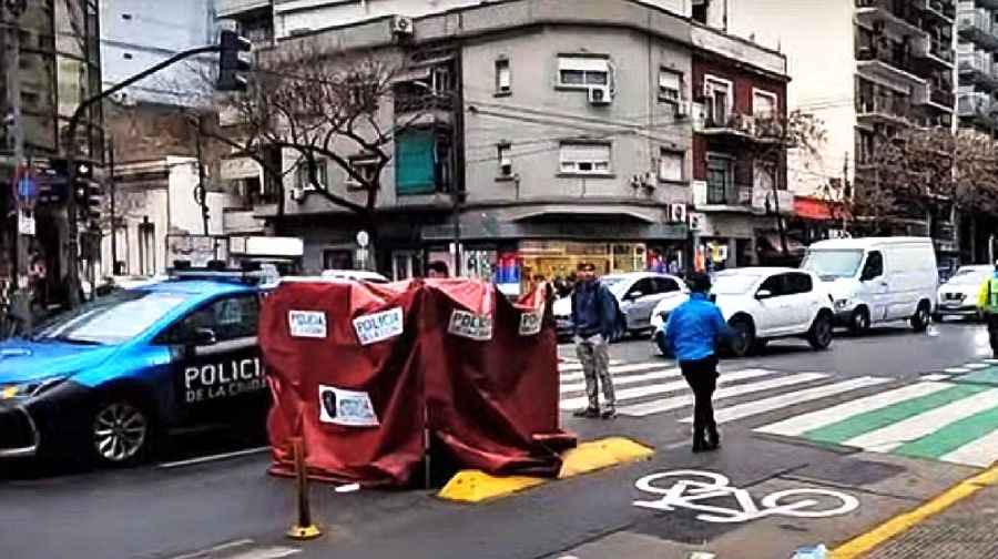 Accidente fatal en Córdoba y Bulnes donde falleció una turista francesa