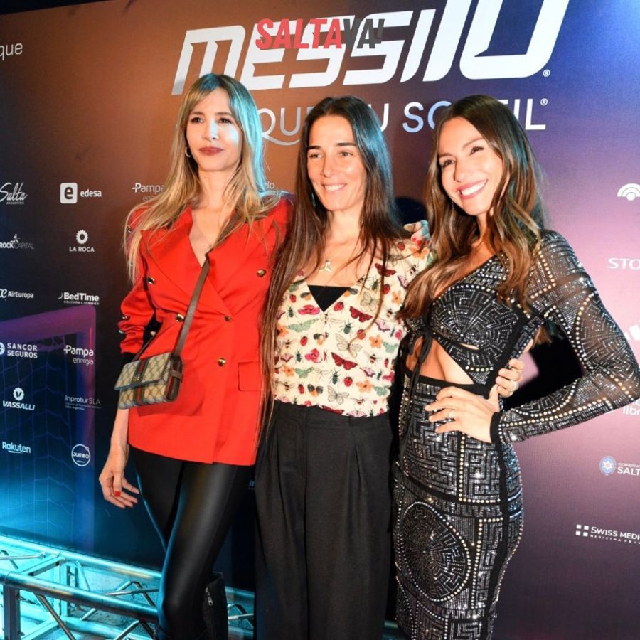 Pampita, Juana Viale y Guille Valdés posaron juntas en el estreno de Cirque Du Soleil Messi10 en Salta