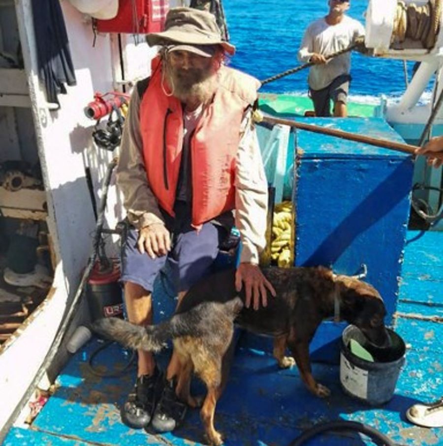 Rescataron a un hombre y su perra que naufragó por dos meses 20230718