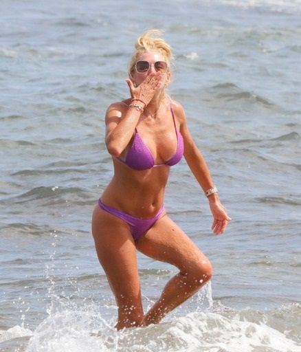 Yanina Latorre disfrutó de sus vacaciones en Ibiza muy acaramelada con su marido