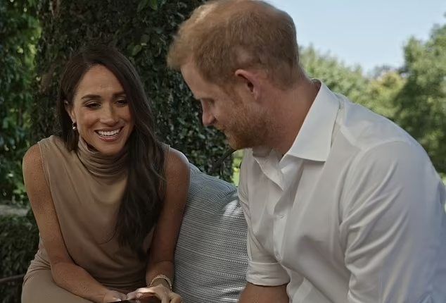 El príncipe Harry y Meghan Markle juntos: sonrientes, agradecidos y lejos de los rumores de crisis matrimonial