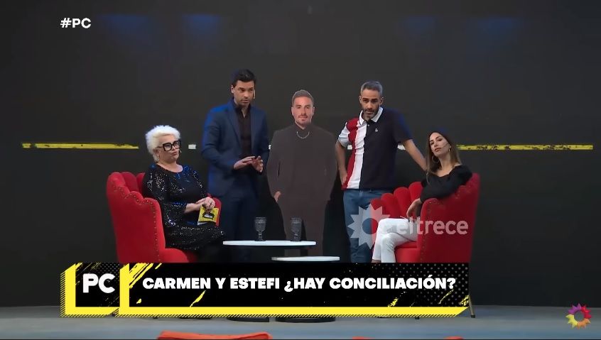 Carmen Barbieri y Estefi Berardi en Poco Correctos