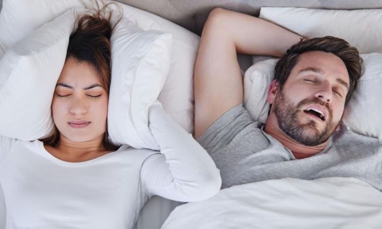  Cuál es la mejor postura para dormir y por qué