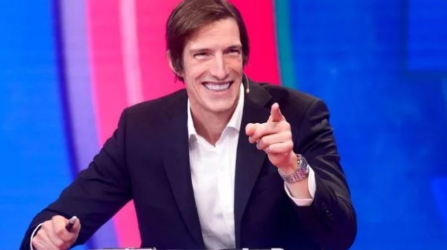 Iván de Pineda conducirá tres programas en Telefe simultáneamente