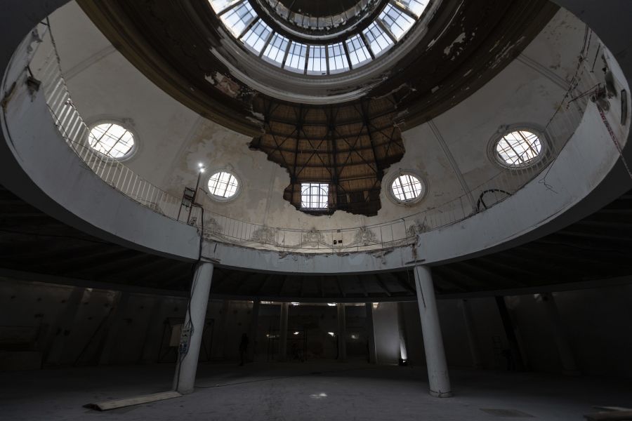 Obras de restauración en el espacio central y la cúpula del Palais de Glace