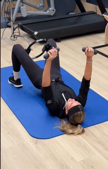 Actívate como Sofia Richie comparte su rutina de ejercicio de tan solo 15 minutos