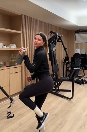 Actívate como Sofia Richie comparte su rutina de ejercicio de tan solo 15 minutos