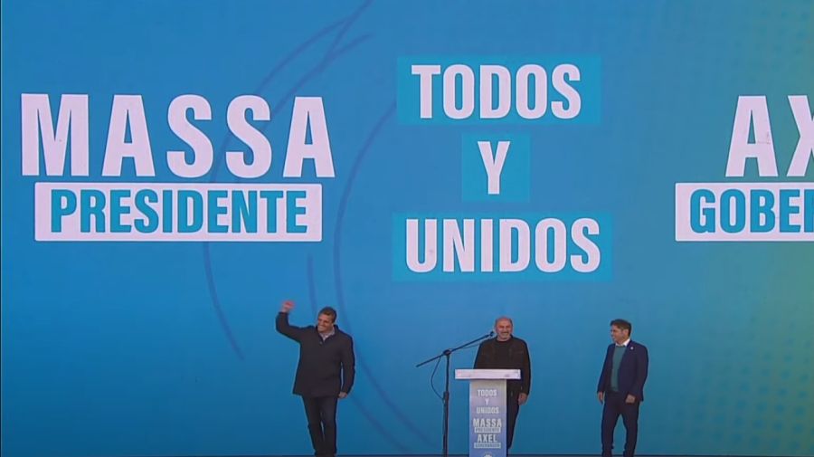 20230927 Sergio Massa y Axel Kicillof en un acto en Ensenada.