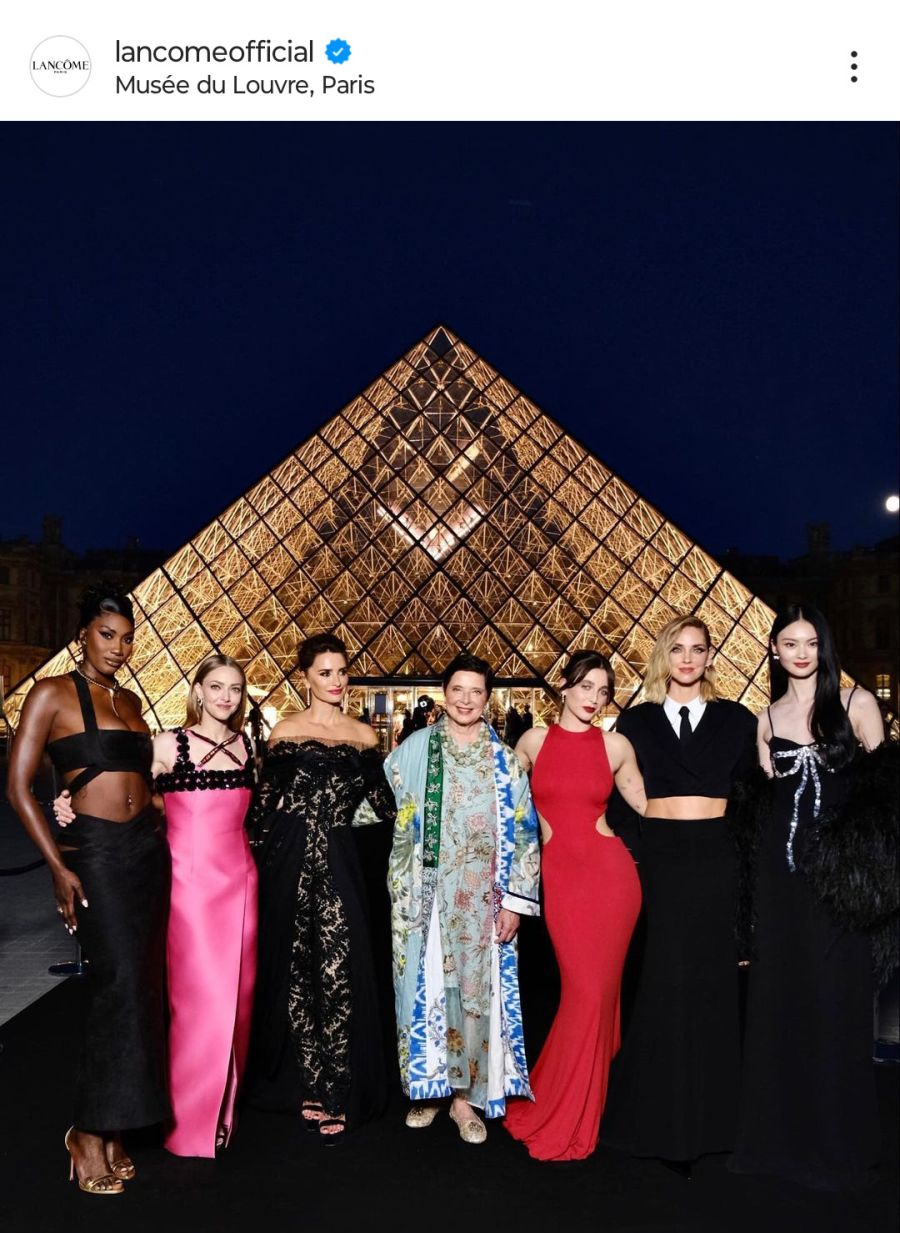 Paris Fashion Week: Penélope Cruz se suma a la tendencia de transparencias 