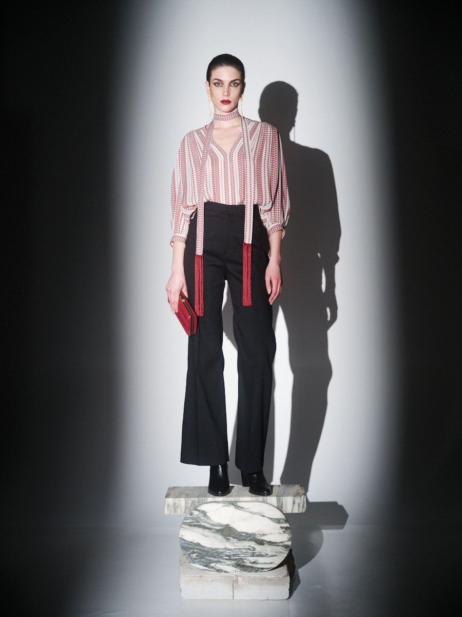 El universo de Zeus+Dione