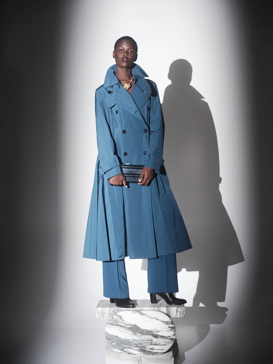 El universo de Zeus+Dione