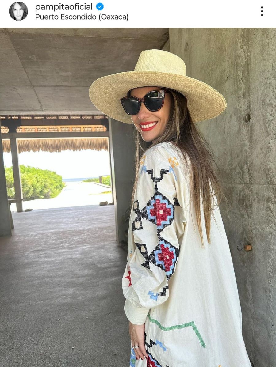 Desde México, Pampita se suma a la tendencia de vestido boho chic que se verá en el verano