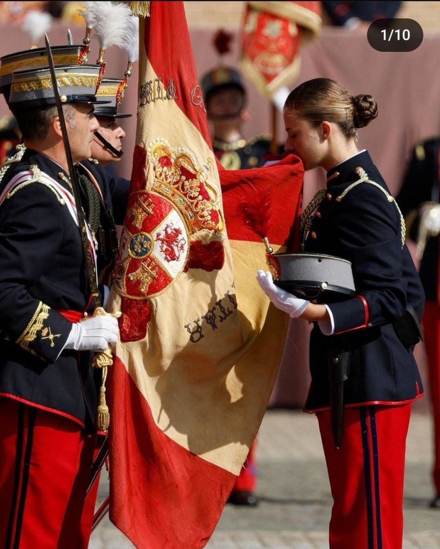 Princesa Leonor en la Jura a la Bandera en Zorzoga