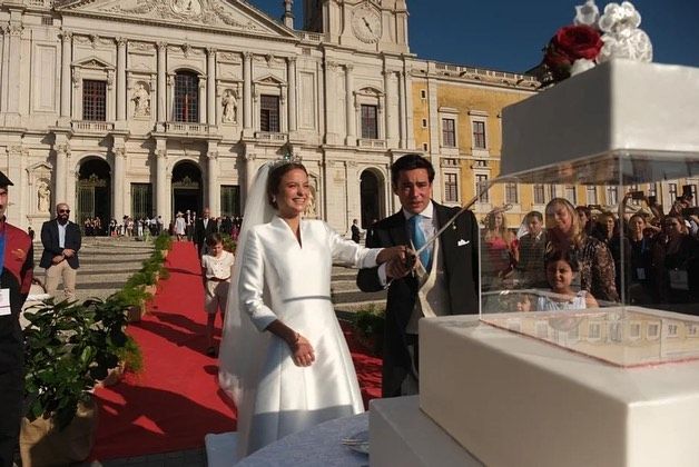 María Francisca de Portugal y Duarte de Sousa Araújo contrajeron matrimonio en una espectacular boda real