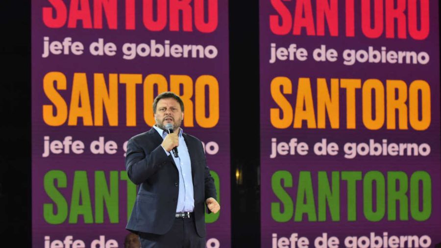 Massa y Santoro cierran la campaña porteña de Unión por la Patria en el Luna Park 20231018
