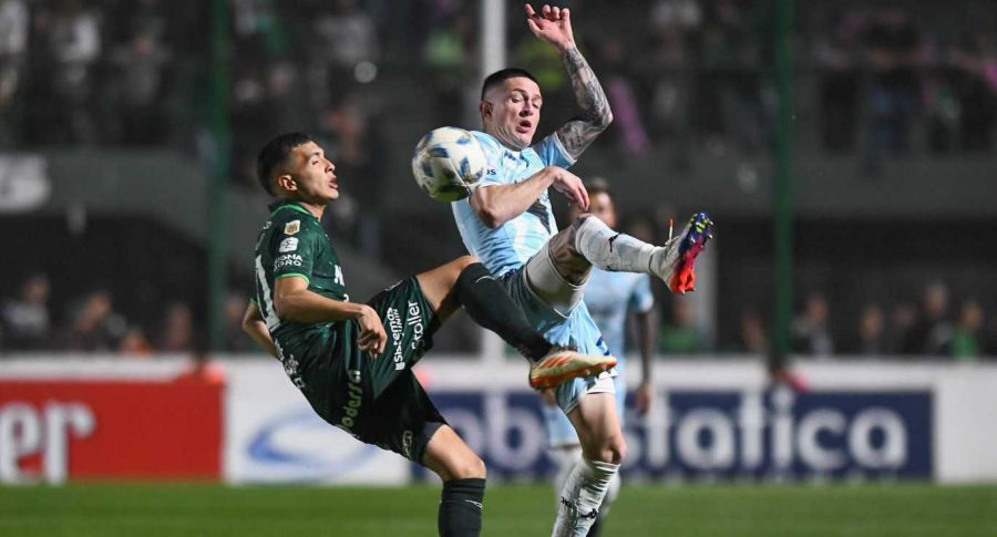 Sarmiento y Racing empataron 1-1 en Junín.