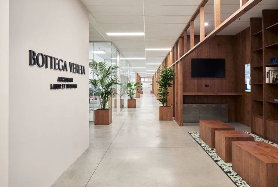 Bottega Veneta apuesta a mantener viva la tradición de lo artesanal con una nueva academia de talentos