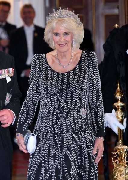 La valiosa colección de joyas que Camila Parker heredó de la reina Isabel II