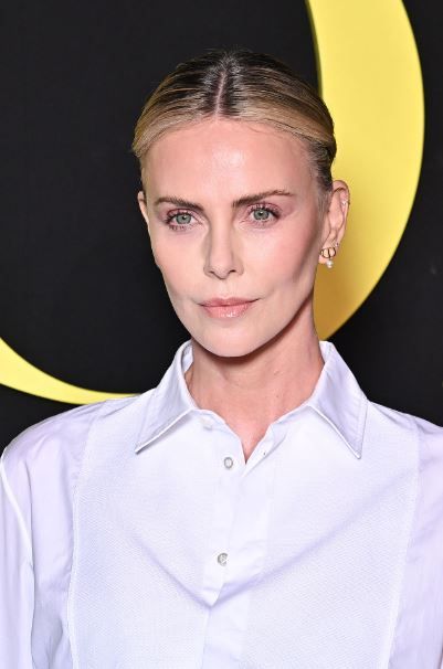 Efecto wet extremo: la tendencia de pelo a la que se suman Diane Kruger, Rosalía y Kim Kardashian