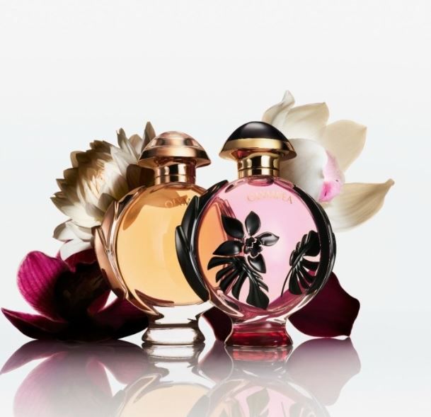 María Becerra revela el perfume que usa 