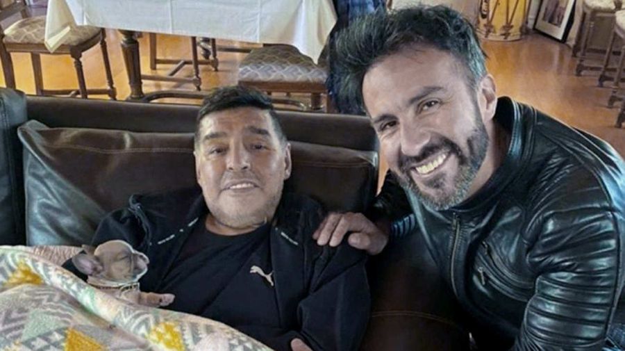 Diego Maradona, Leopoldo Luque, y Agustina Cosachov 20231107