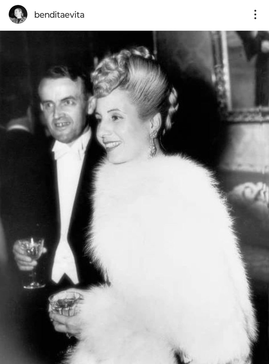 Eva Perón usó la moda como herramienta política: de Christian Dior a Jacques Fath y Salvatore Ferragamo