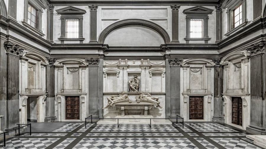 El Interior Sacristía Nueva en Florencia