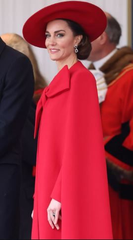 Kate Middleton en rojo