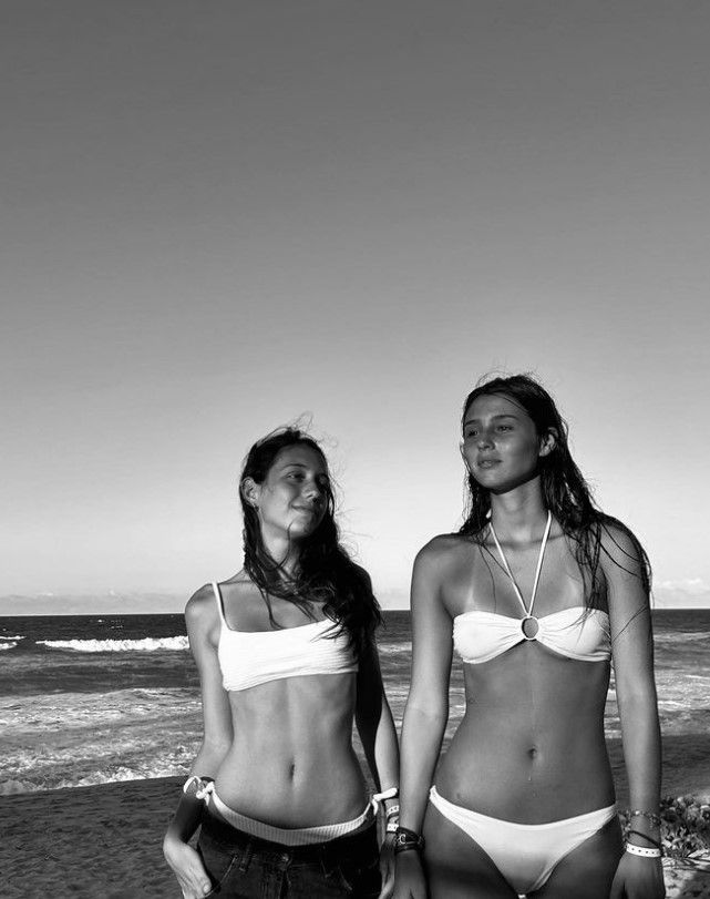 Delfina García Moritán subió una foto con la bikini tendencia del verano y su mamá le hizo un reclamo