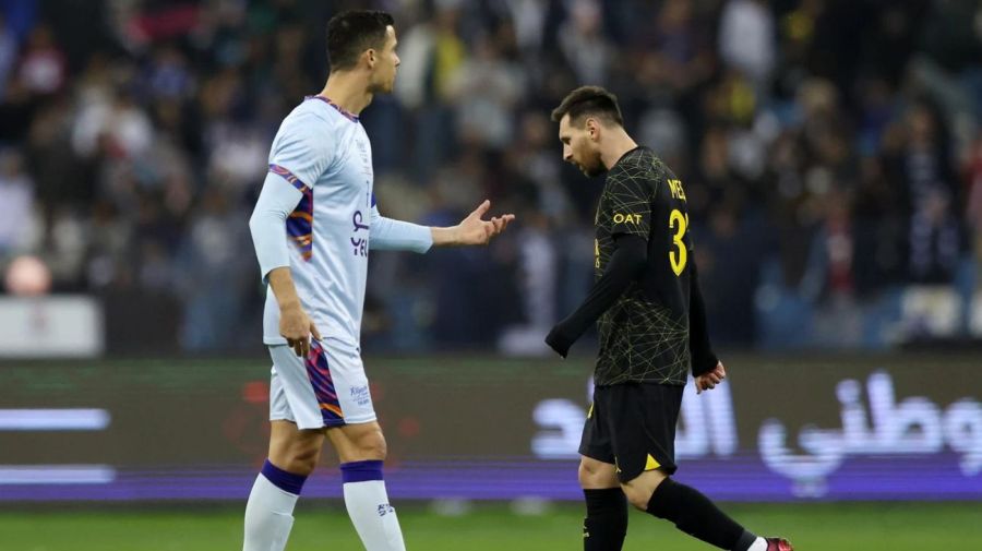 Cristiano Ronaldo vs Lionel Messi 