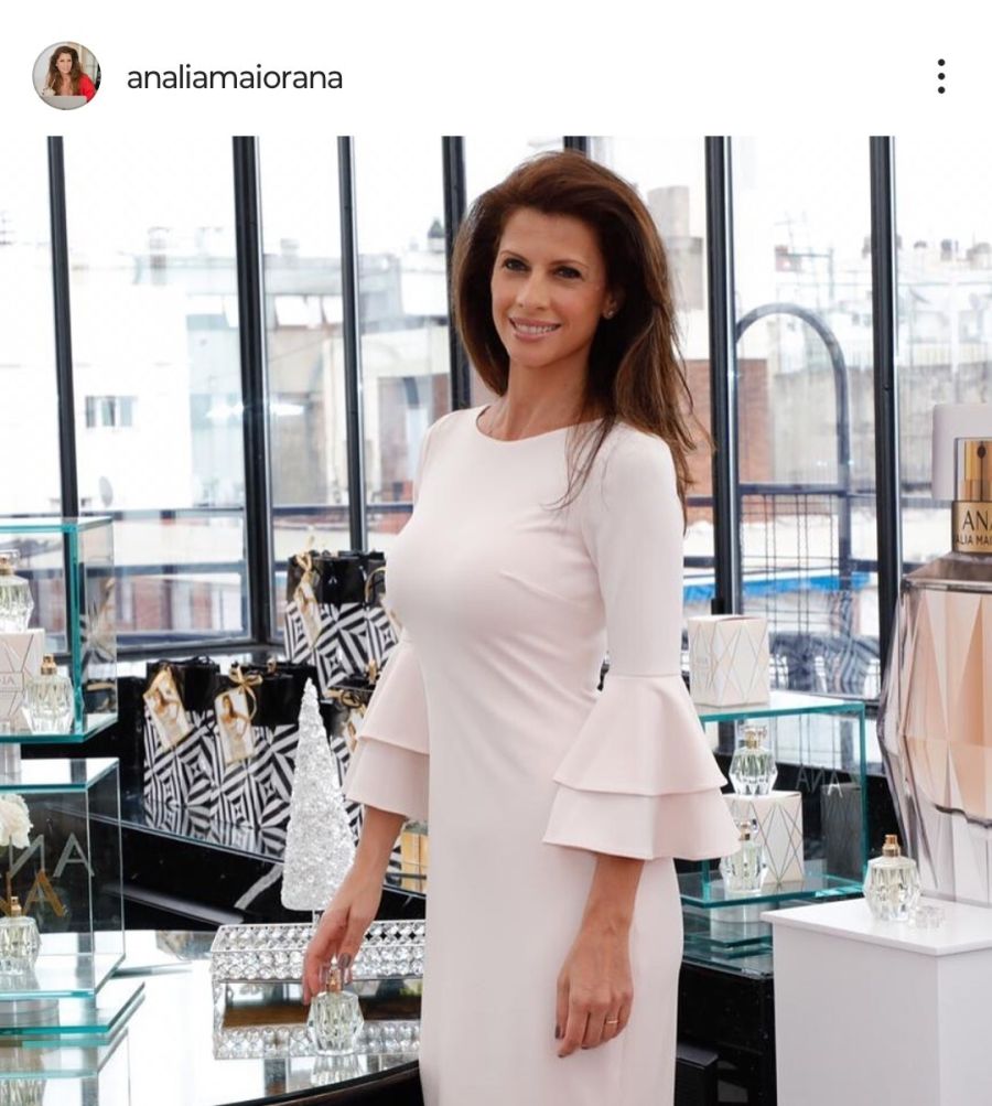 Analía Maiorana se luce con el vestido perfecto para la temporada de verano