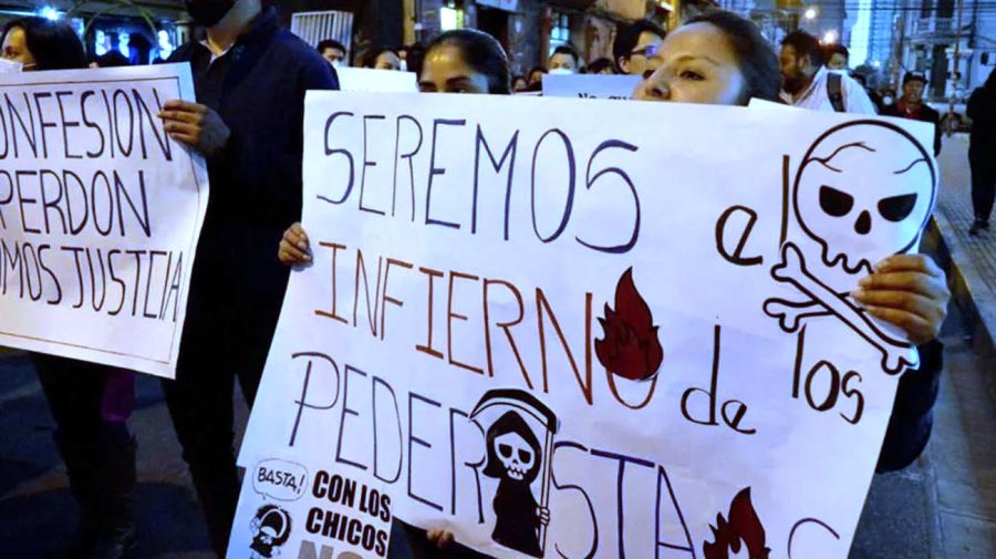 Bolivia Denuncia casos de pederastía en Cochabamba