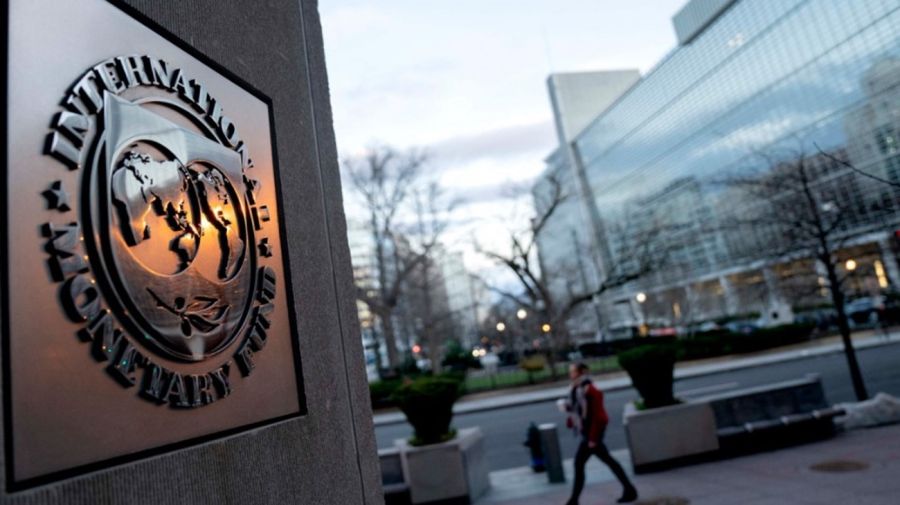 Acuerdo con el FMI: una comitiva viaja al país para reflotar el acuerdo