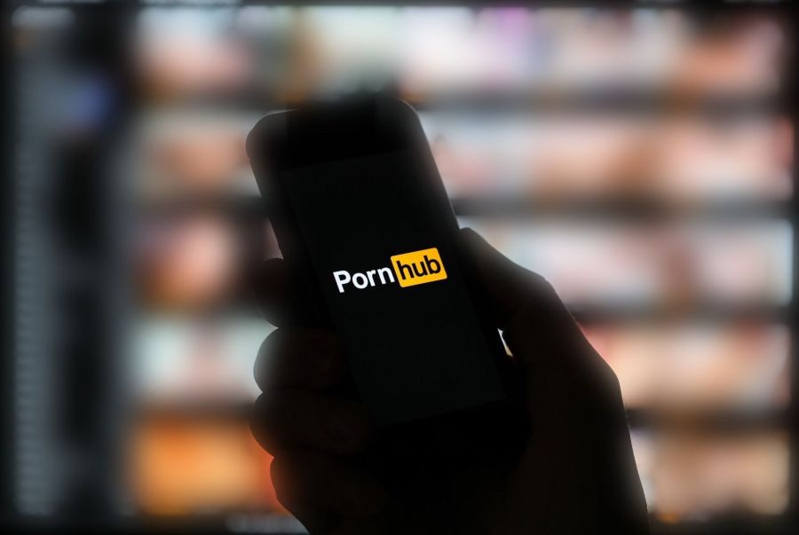 Las plataformas de pornografía online en la mira de la UE