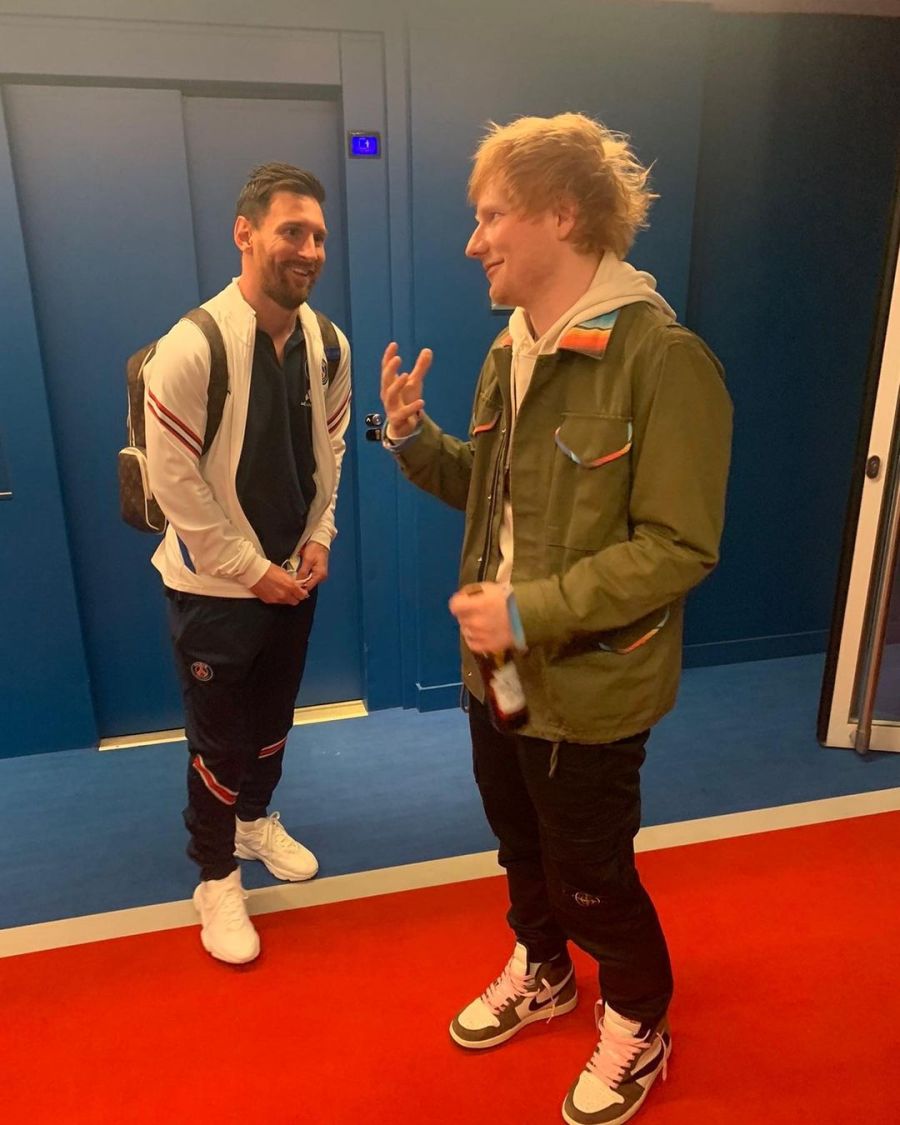 Ed Sheeran compartió una foto retro con Lionel Messi