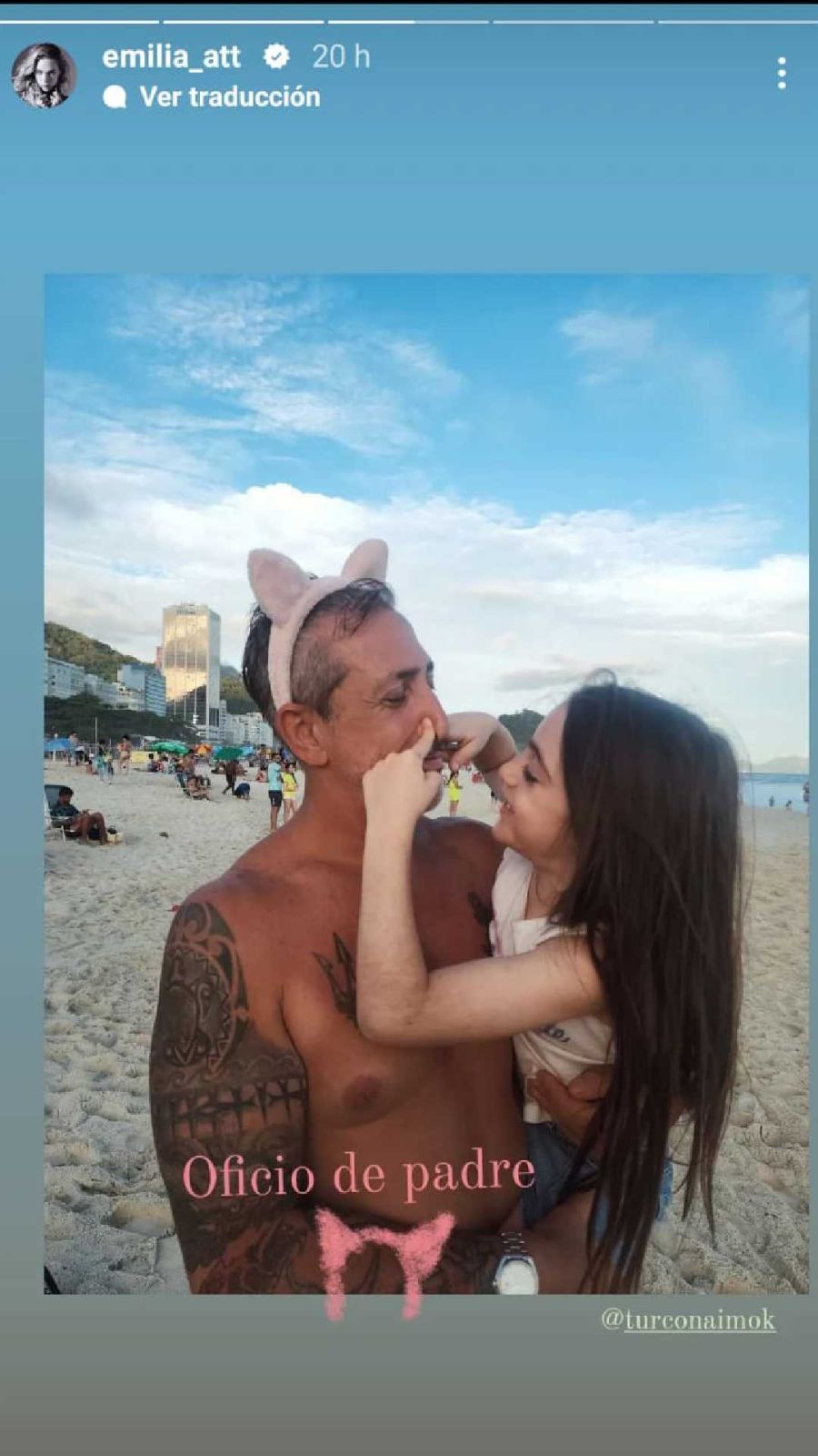 Las tiernas vacaciones de Emilia Attias, el Turco Naim y su hija Gina en Brasil