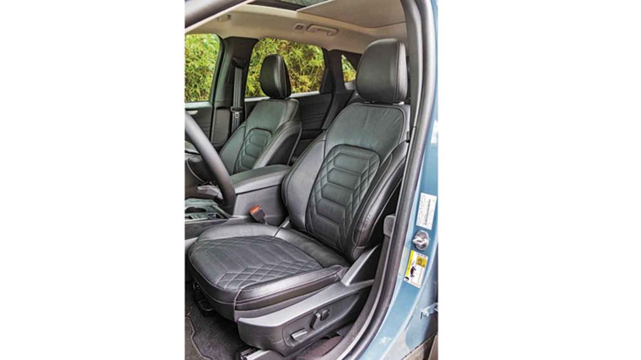Con las mismas costumbres: Ford Kuga Hybrid Platinum AWD